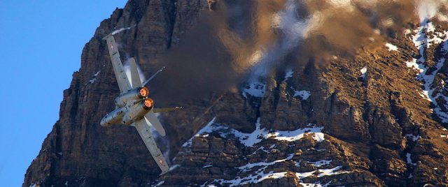 McDonnell Douglas - Boeing F/A-18C Hornet
